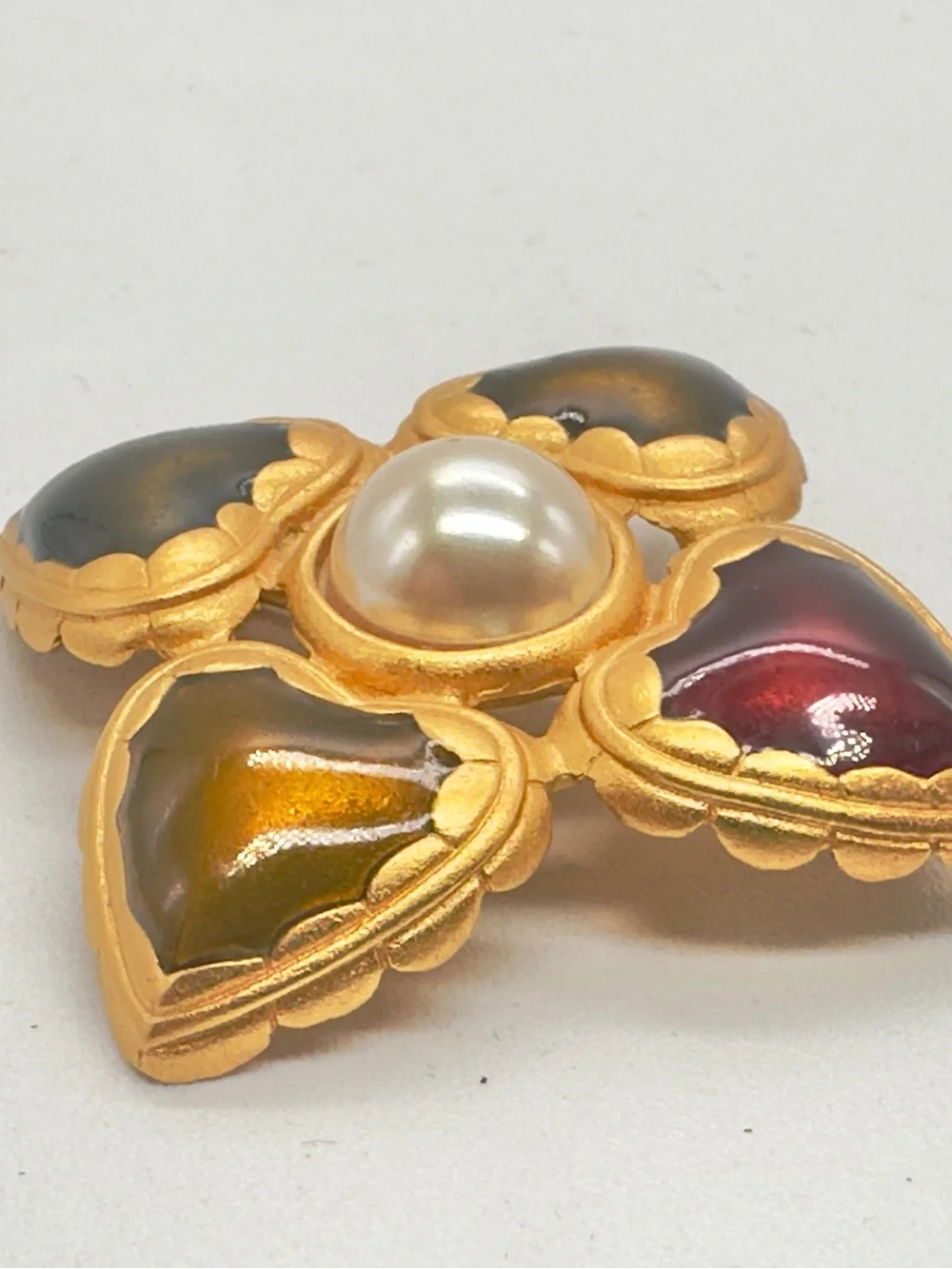 Vintage Anne Klein Brooch Pin Matte Gold Tone Faux Pearl Heart Cross 90s